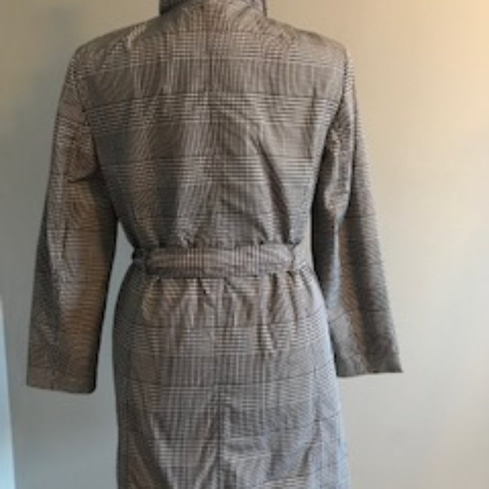 Talbots Houndstooth/multi pattern raincoat - Picture 4 of 6